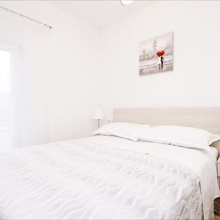 Apartmant Milan Трогір Екстер'єр фото