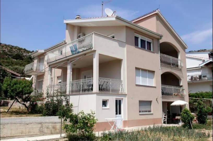 Apartmant Milan Трогір Екстер'єр фото